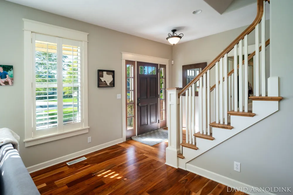 461 Island View Drive Park Township, MI 49424