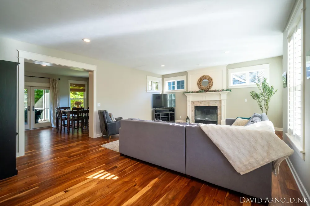 461 Island View Drive Park Township, MI 49424