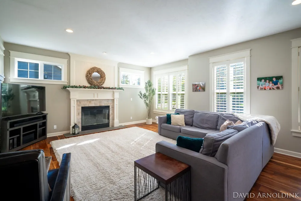461 Island View Drive Park Township, MI 49424