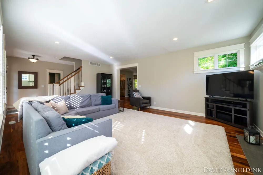 461 Island View Drive Park Township, MI 49424