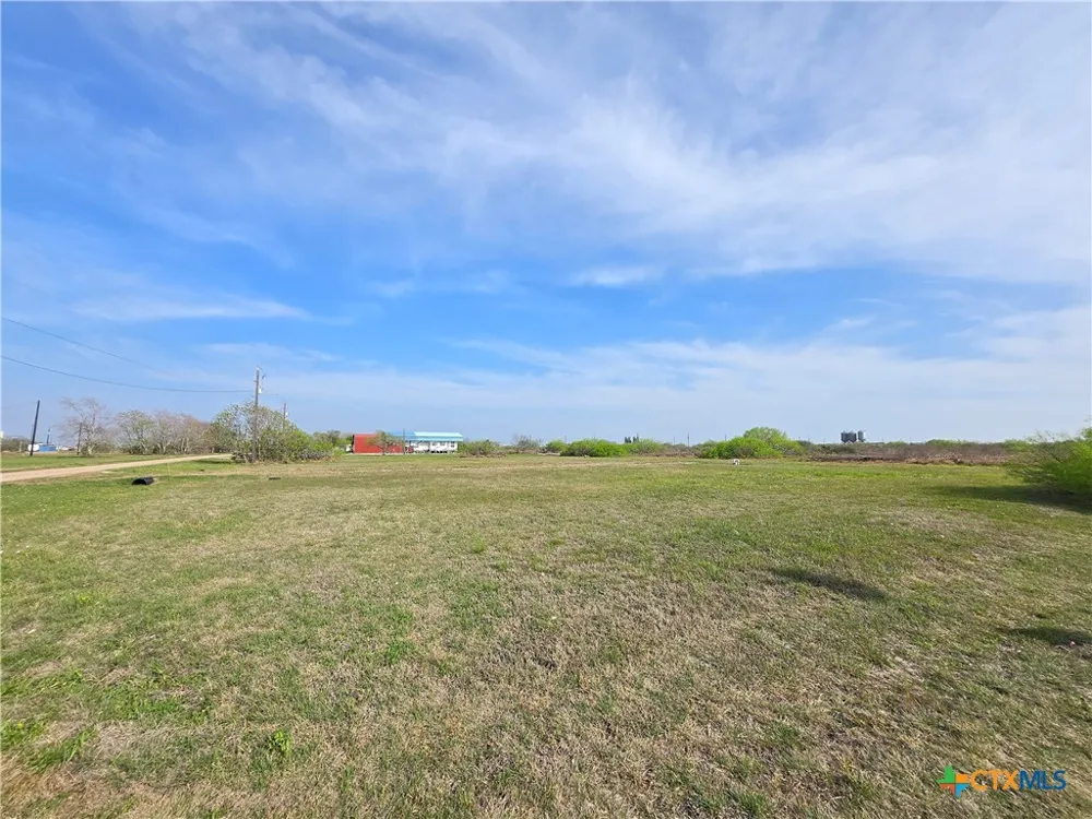 11 King Crab Road Palacios, TX 77465