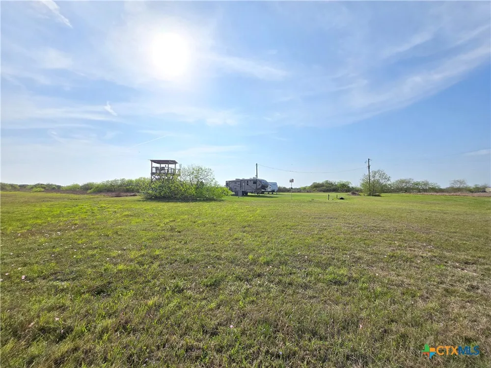 11 King Crab Road Palacios, TX 77465