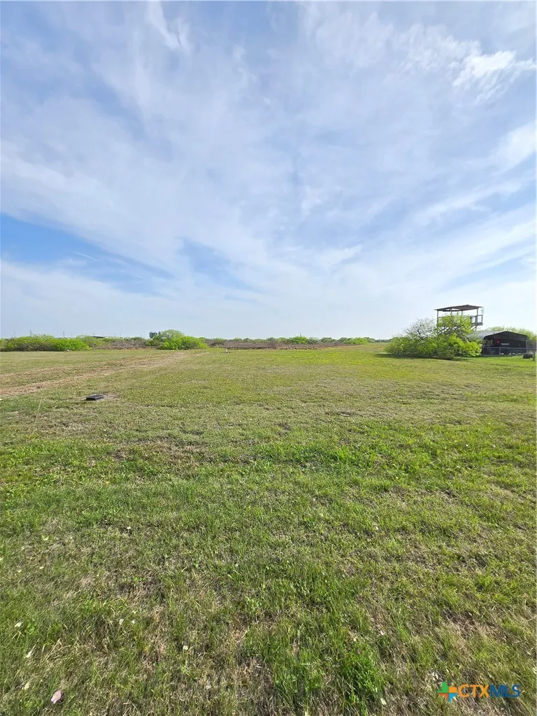 11 King Crab Road Palacios, TX 77465