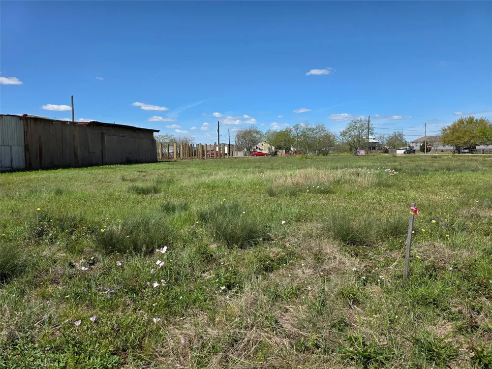 308 20th Street Dickinson, TX 77539