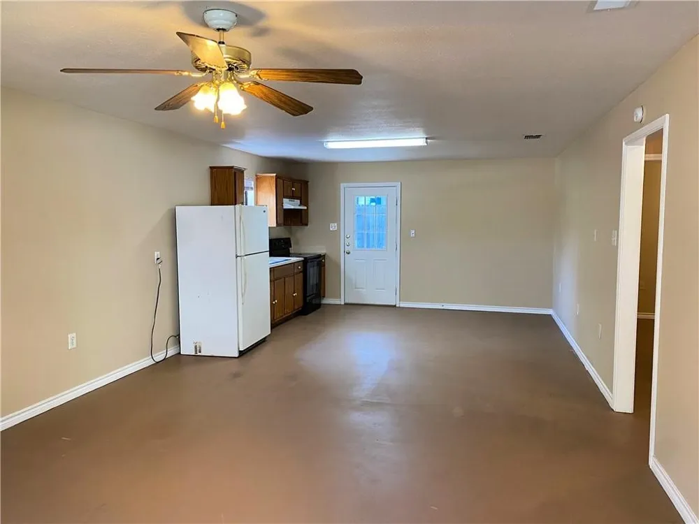 204 Hall Street #A Elgin, TX 78621