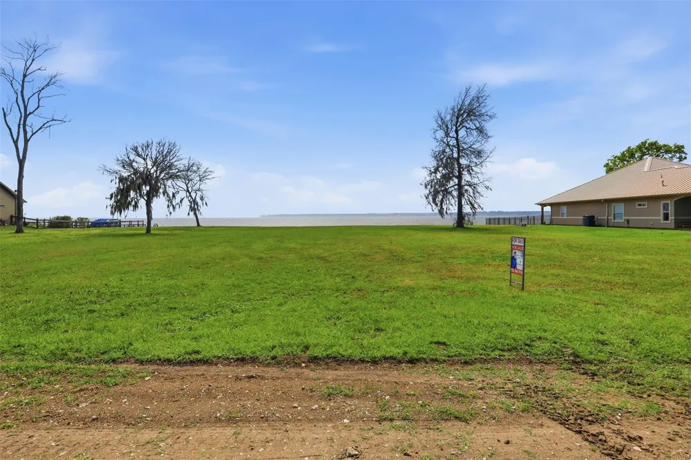 89 Bridgewater Onalaska, TX 77360