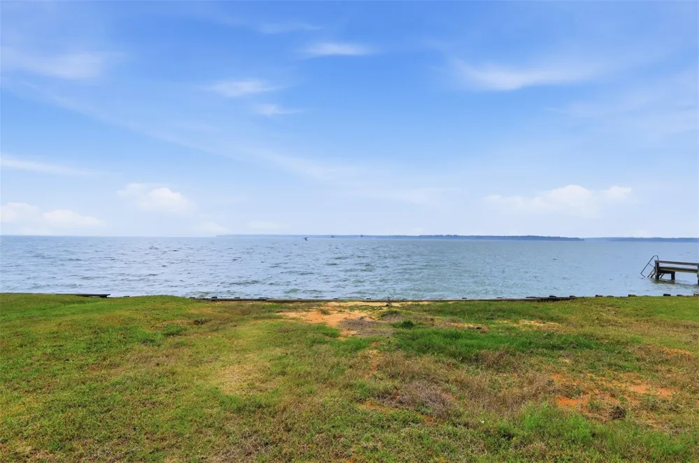 89 Bridgewater Onalaska, TX 77360
