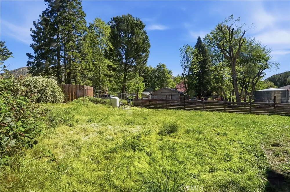 13894 Meadow Lytle Creek, CA 92358
