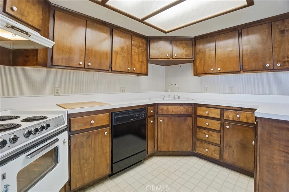 13894 Meadow Lytle Creek, CA 92358