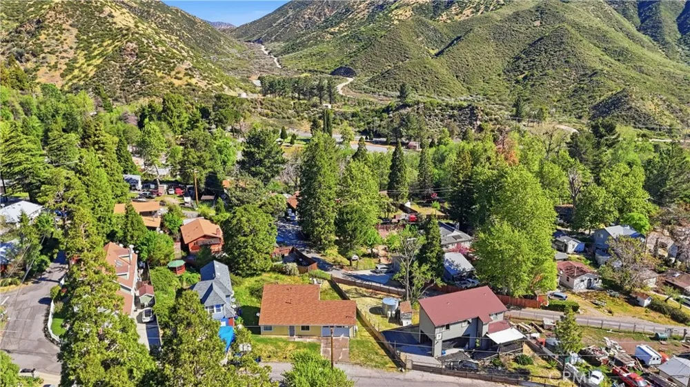 13894 Meadow Lytle Creek, CA 92358