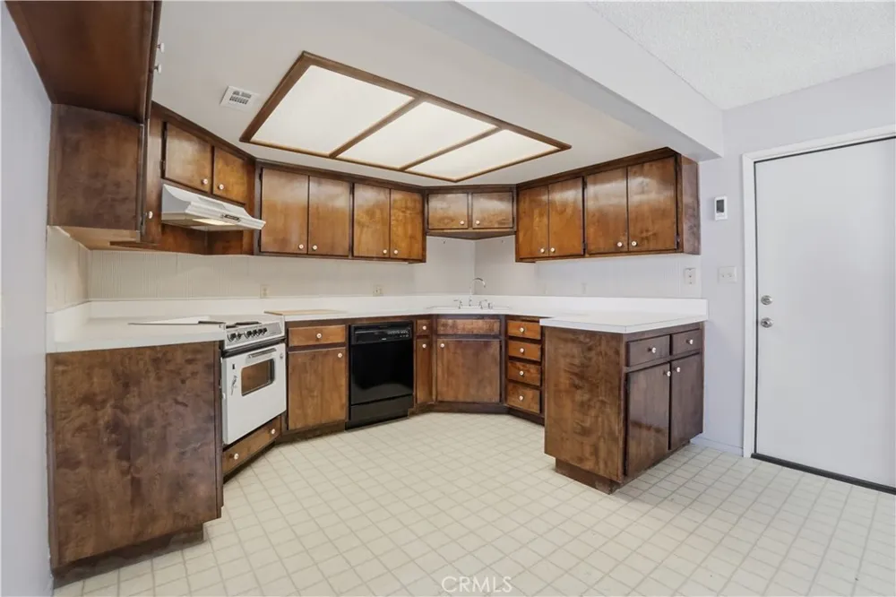 13894 Meadow Lytle Creek, CA 92358