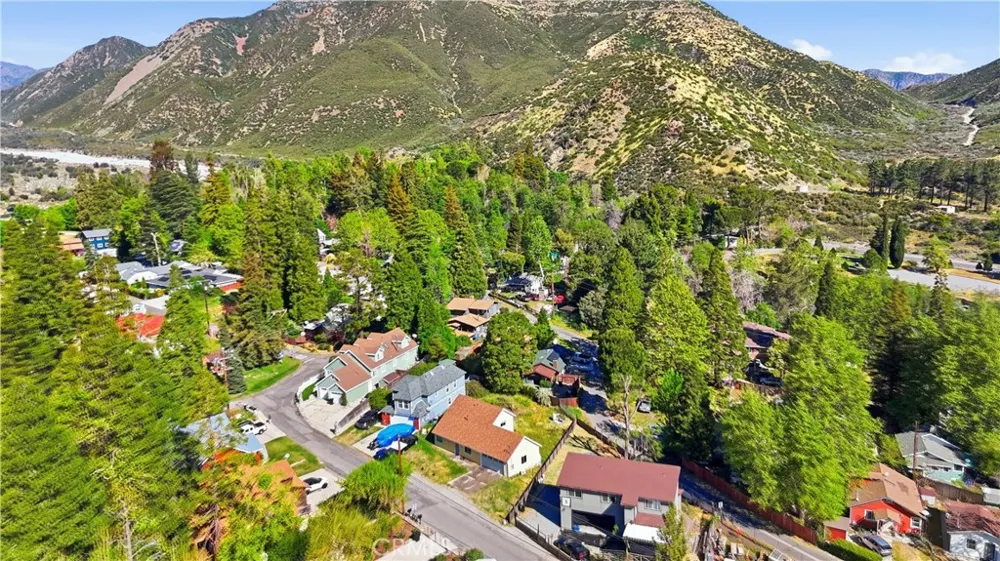 13894 Meadow Lytle Creek, CA 92358