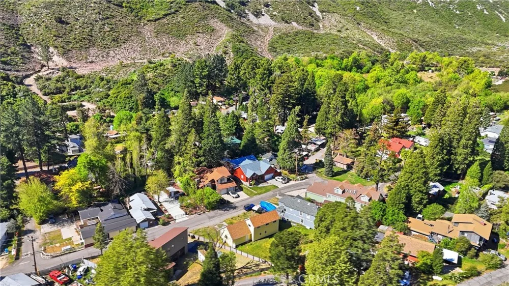 13894 Meadow Lytle Creek, CA 92358