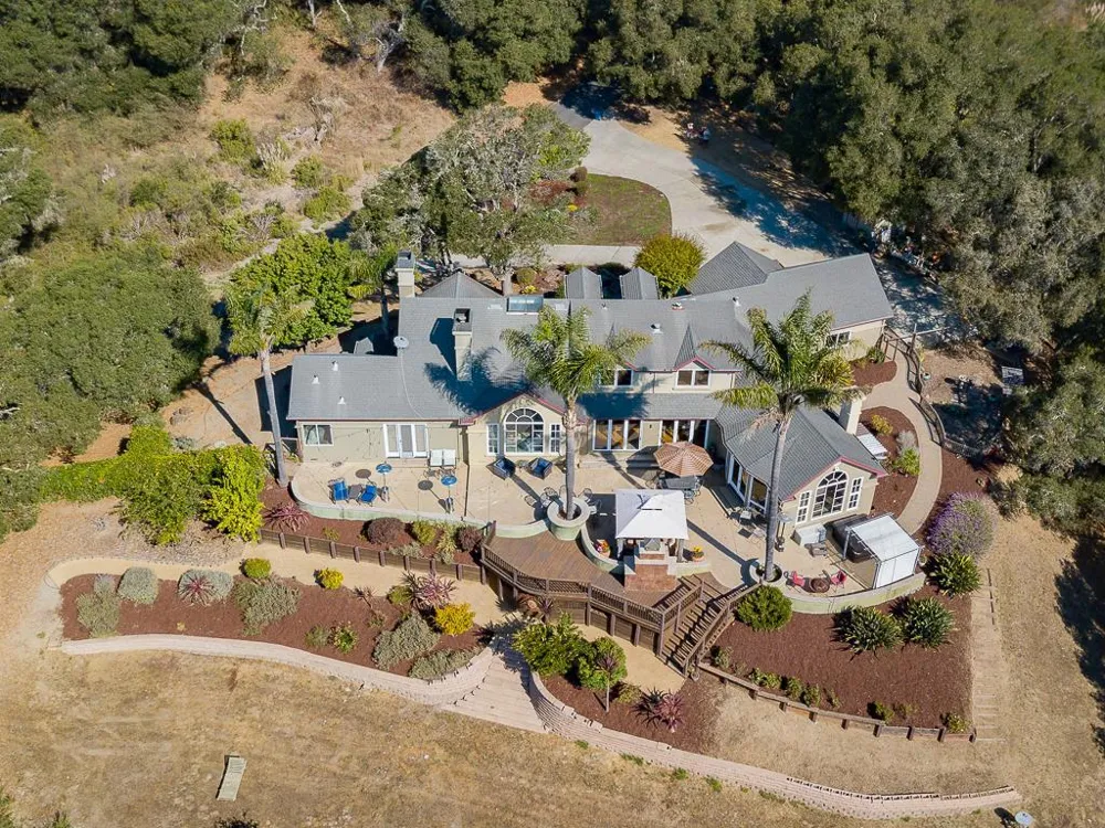 380 Mockingbird Ridge Road Watsonville, CA 95076