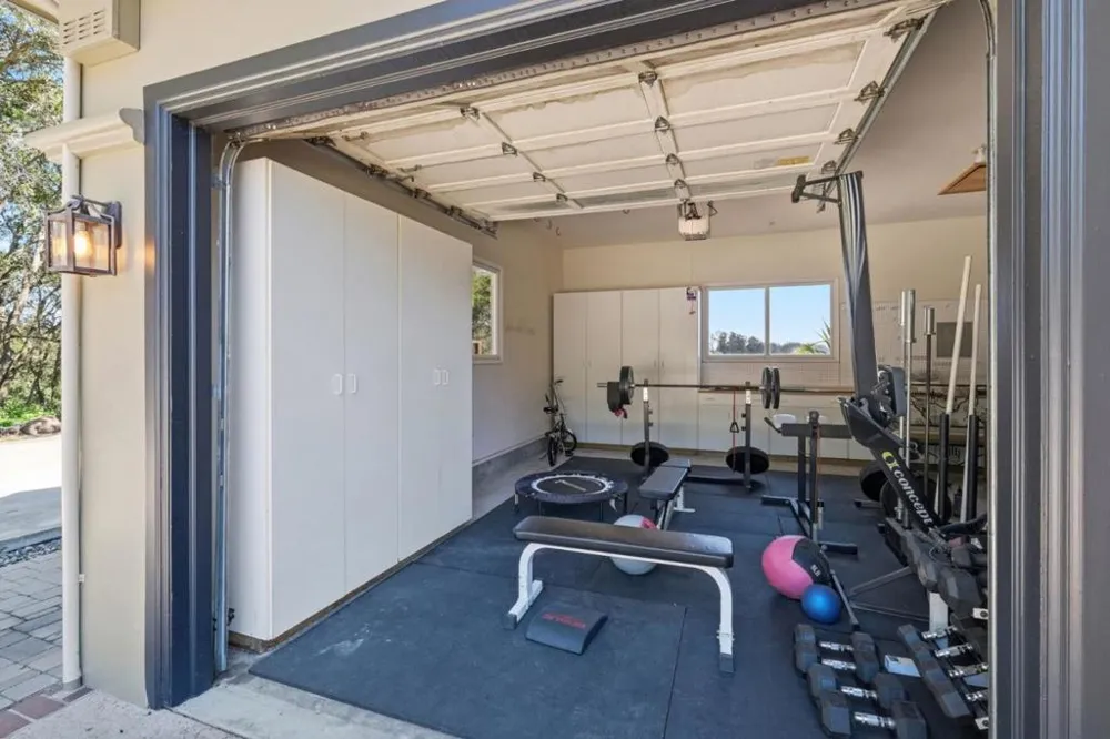380 Mockingbird Ridge Road Watsonville, CA 95076