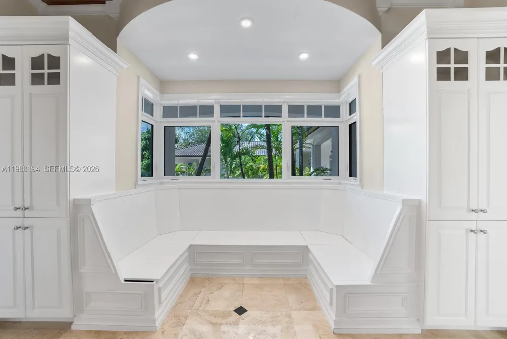 6200 SW 130th Ter Pinecrest, FL 33156