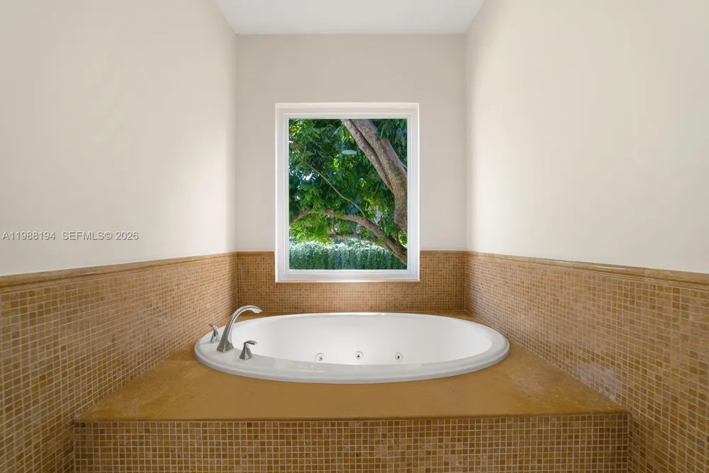 6200 SW 130th Ter Pinecrest, FL 33156