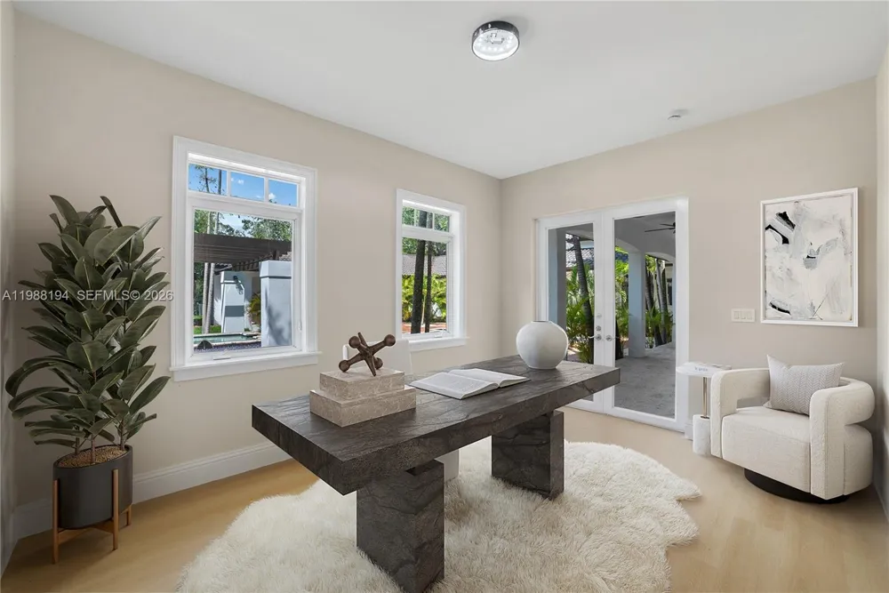 6200 SW 130th Ter Pinecrest, FL 33156