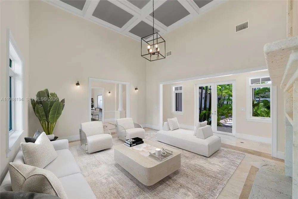 6200 SW 130th Ter Pinecrest, FL 33156