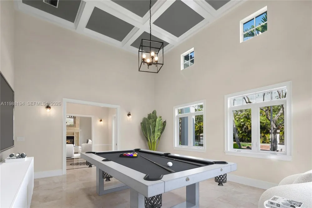 6200 SW 130th Ter Pinecrest, FL 33156
