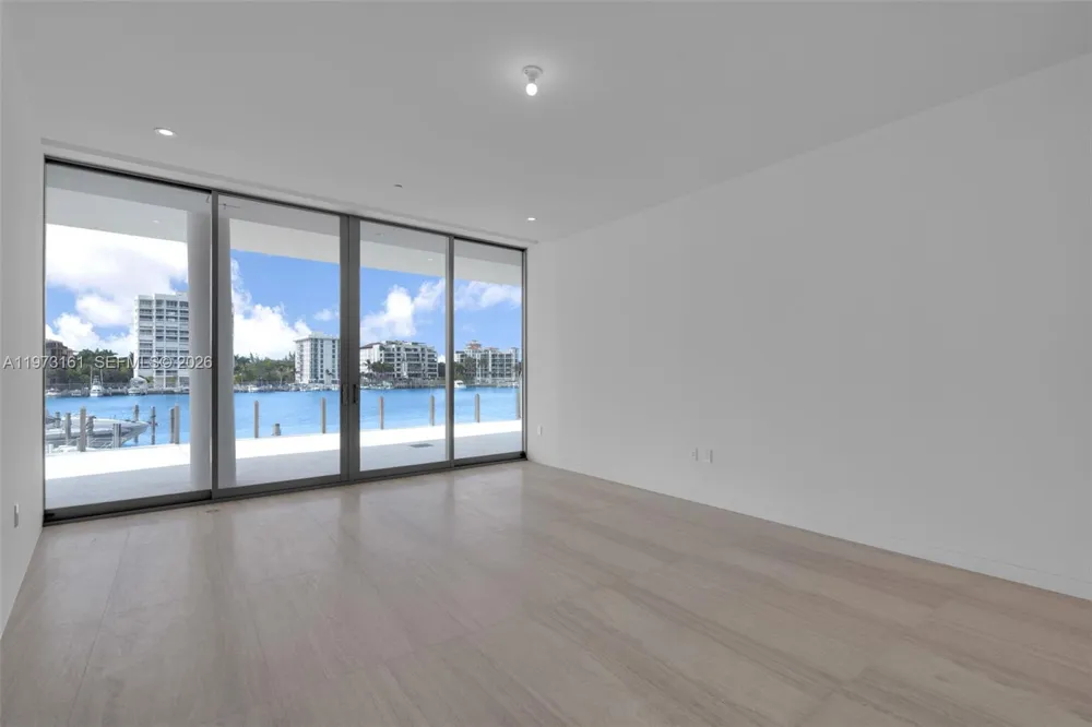5 Grove Isle Drive #S203 Coconut Grove, FL 33133