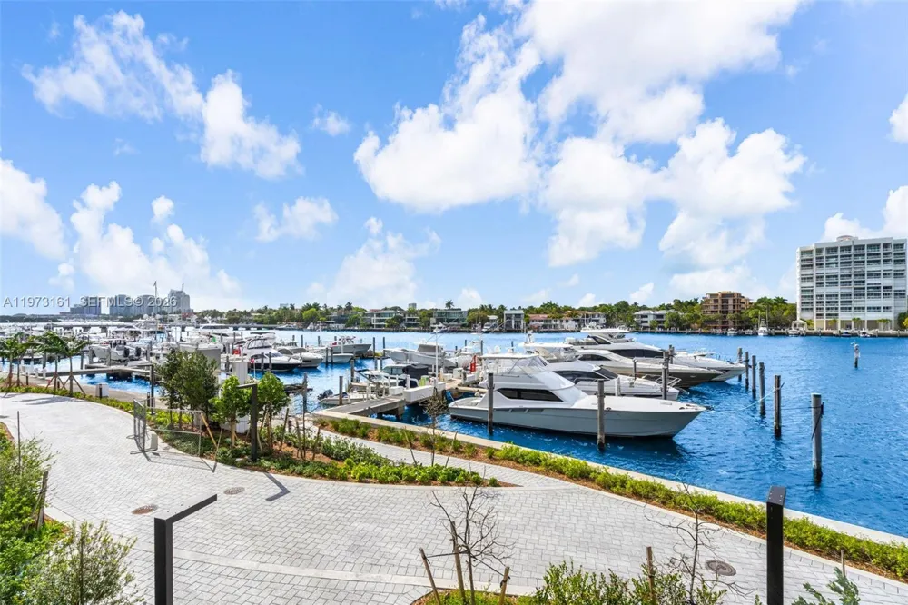 5 Grove Isle Drive #S203 Coconut Grove, FL 33133