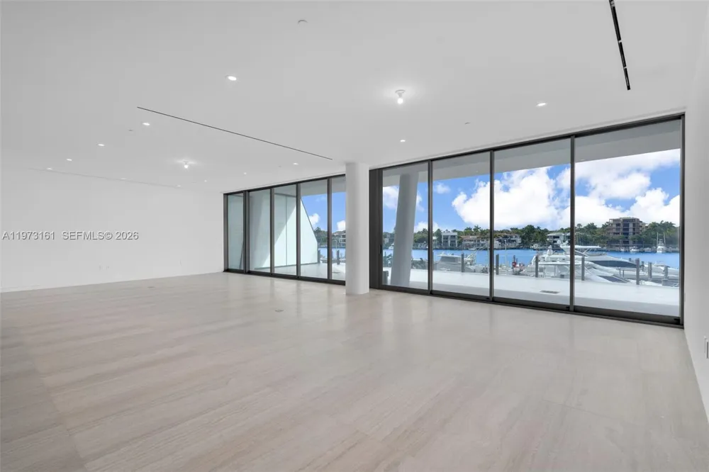 5 Grove Isle Drive #S203 Coconut Grove, FL 33133