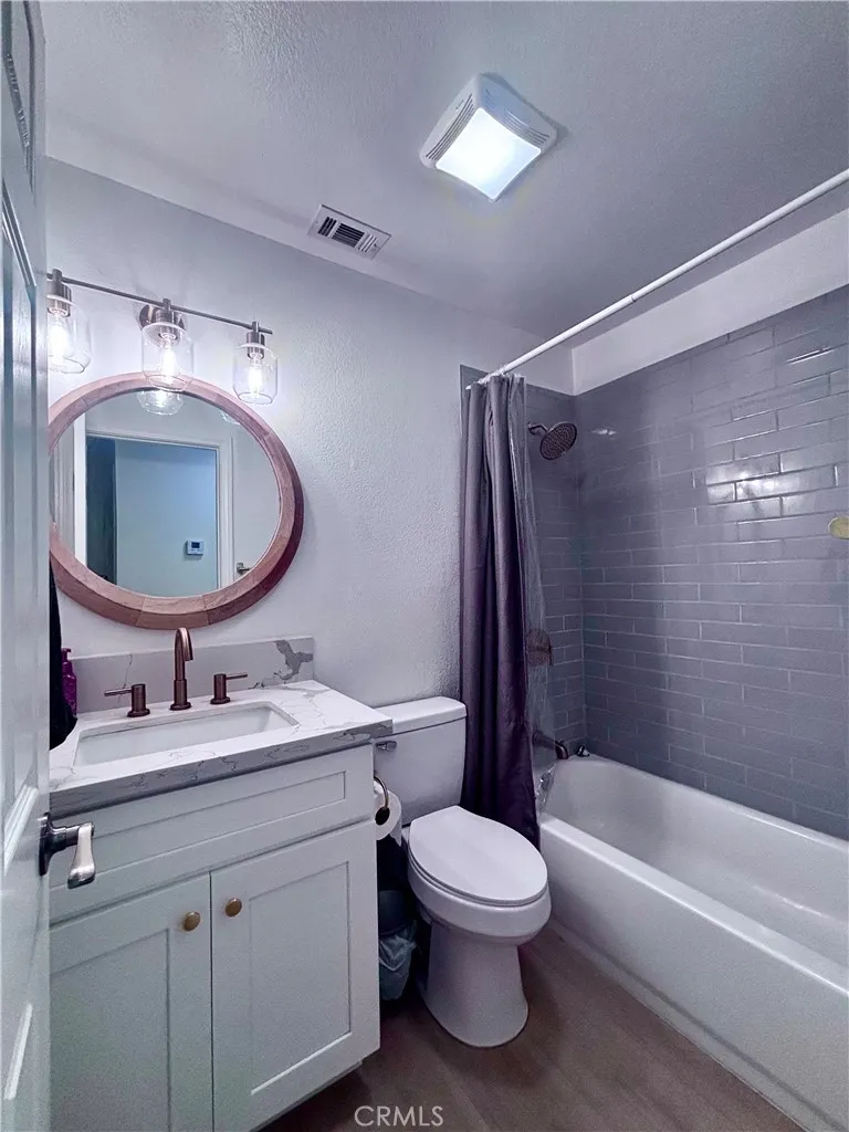 2969 Crestwood Place Riverside, CA 92503