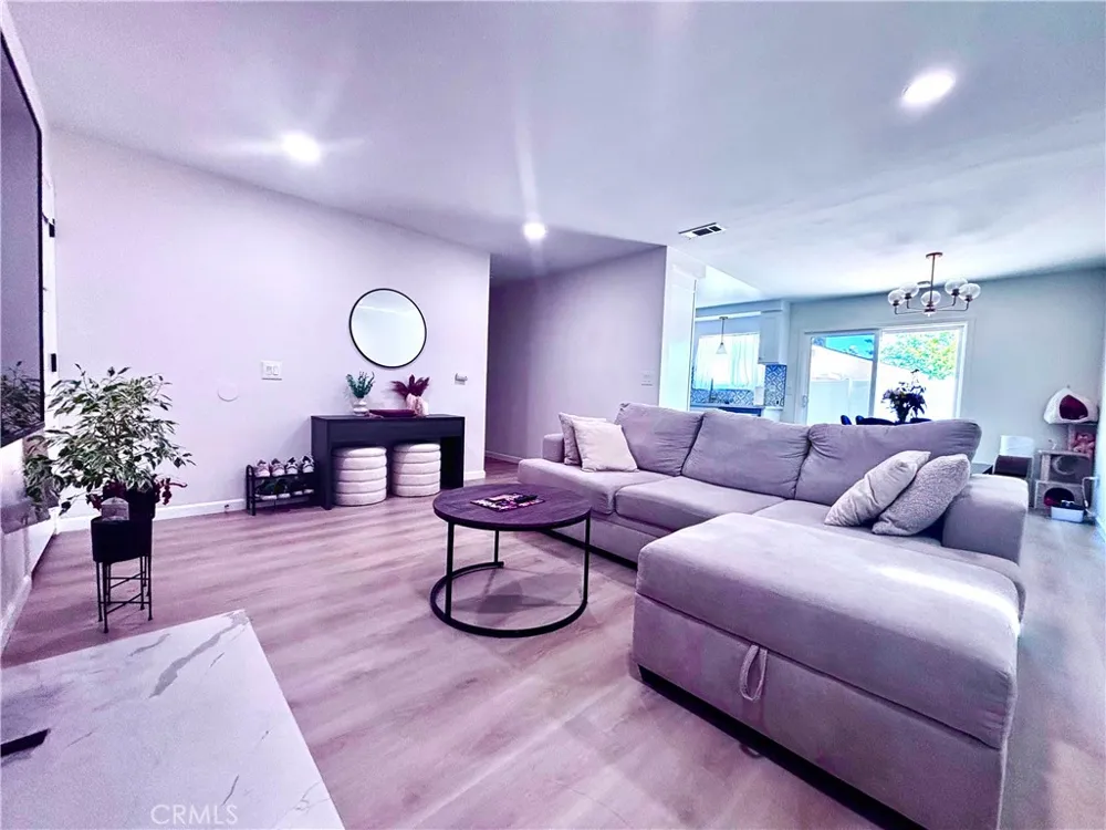 2969 Crestwood Place Riverside, CA 92503