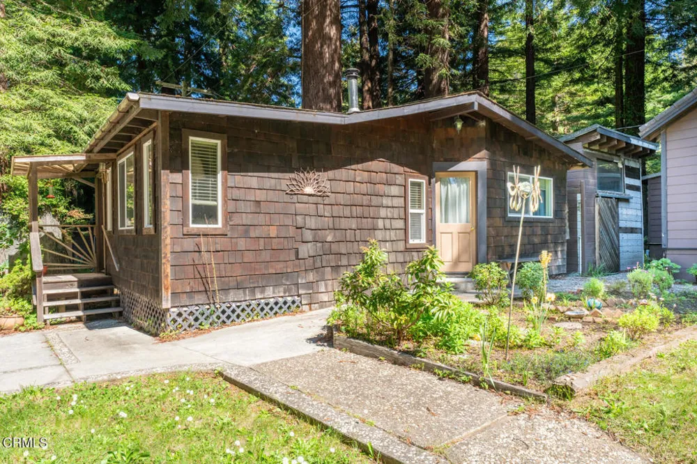 32200 California 20 Fort Bragg, CA 95437