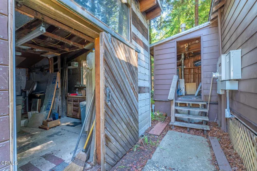 32200 California 20 Fort Bragg, CA 95437