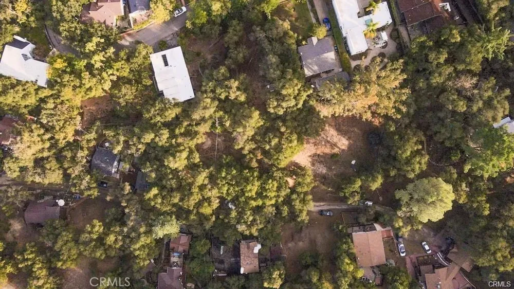 Elzevir Rd & Morro Dr Road Woodland Hills, CA 91364