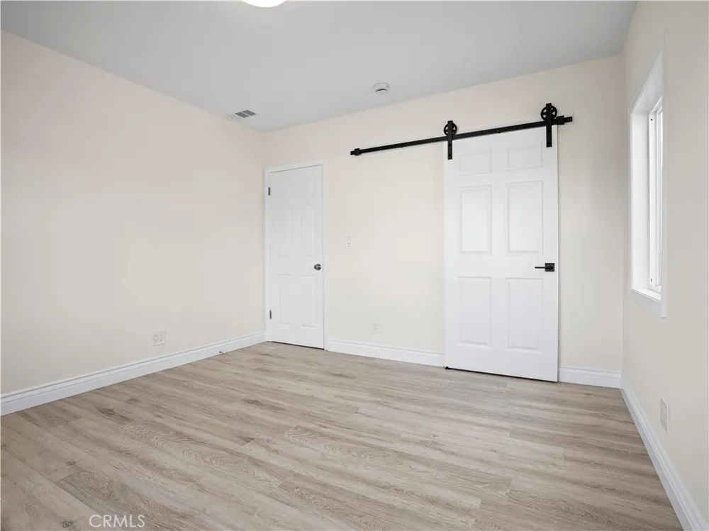 4251 Gundry Long Beach, CA 90807