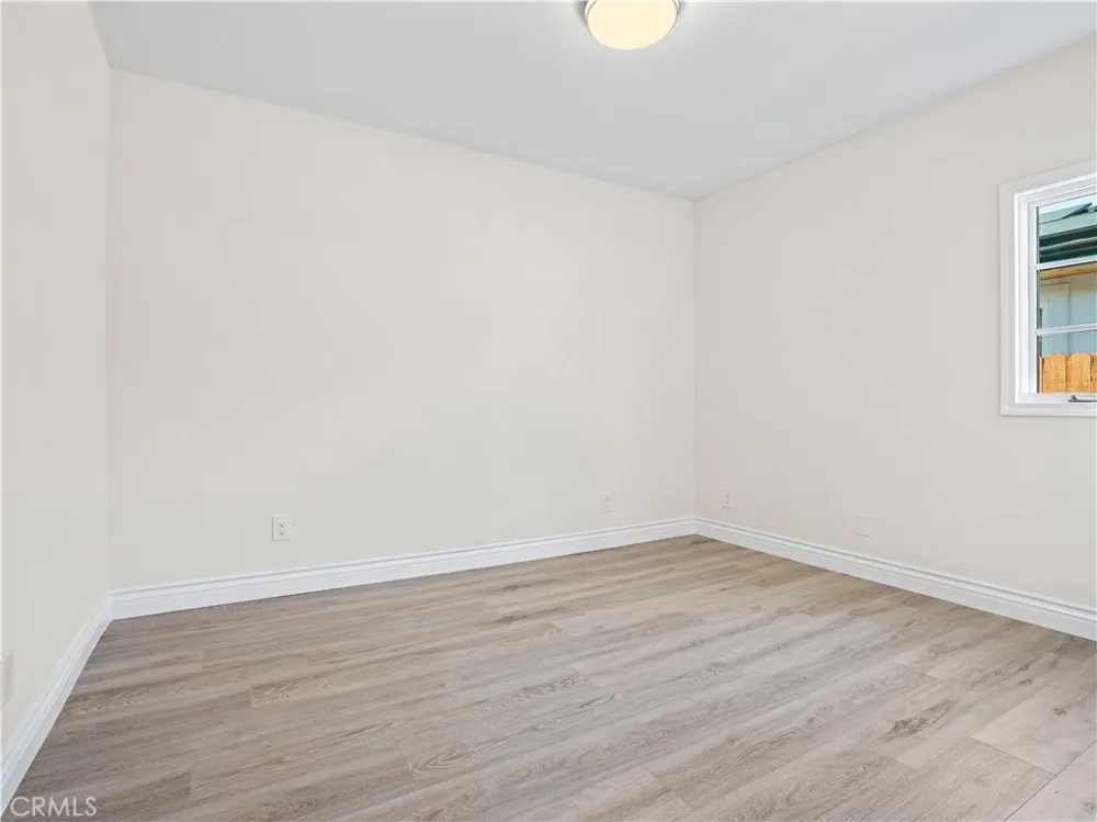 4251 Gundry Long Beach, CA 90807