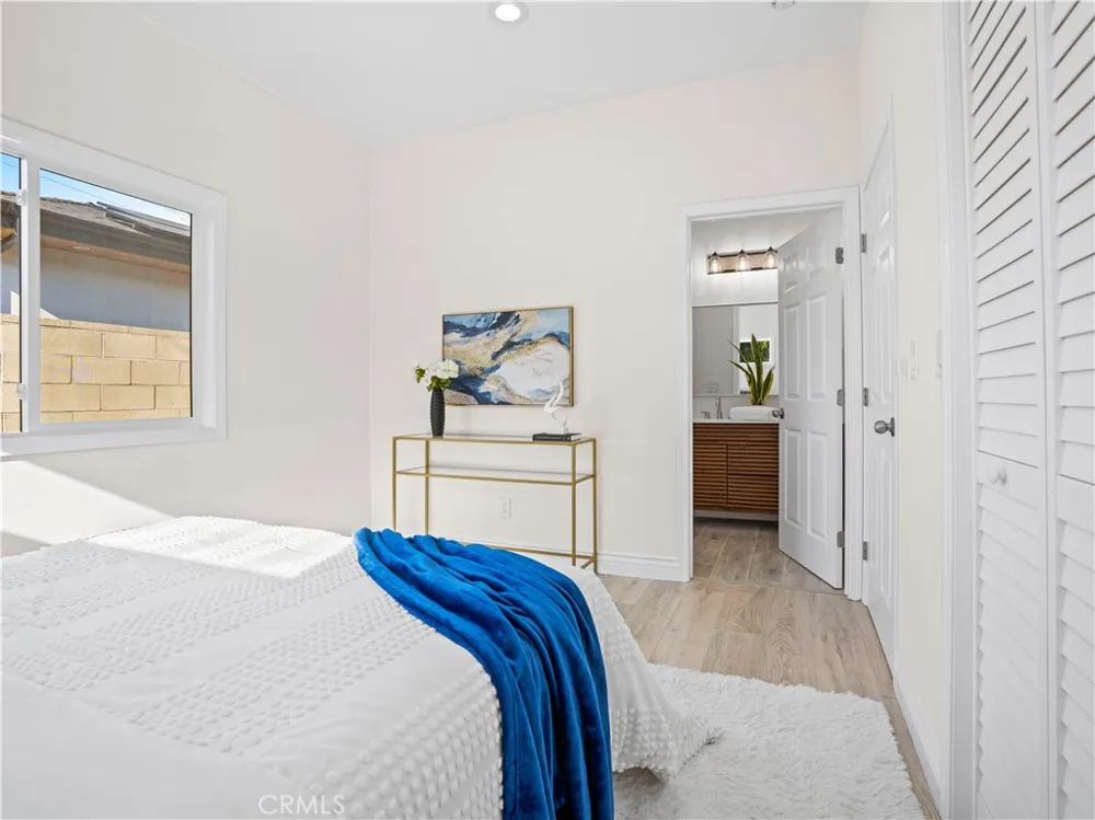 4251 Gundry Long Beach, CA 90807