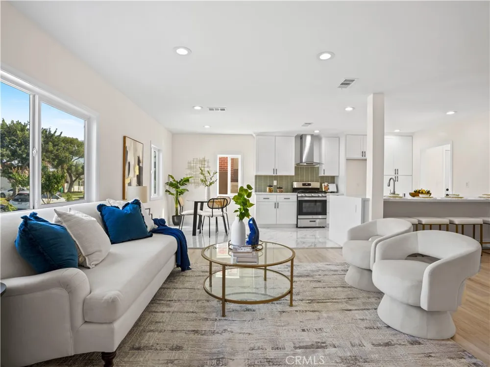 4251 Gundry Long Beach, CA 90807