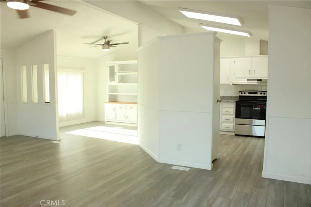 12980 Island Dr Clearlake Oaks, CA 95423