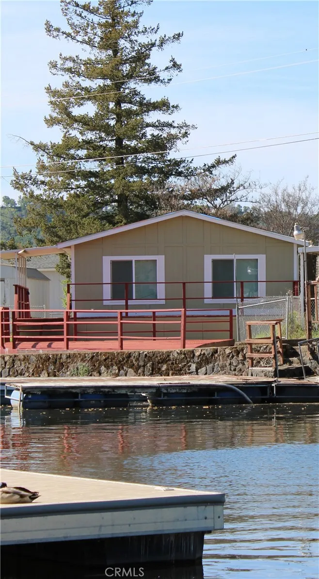 12980 Island Dr Clearlake Oaks, CA 95423