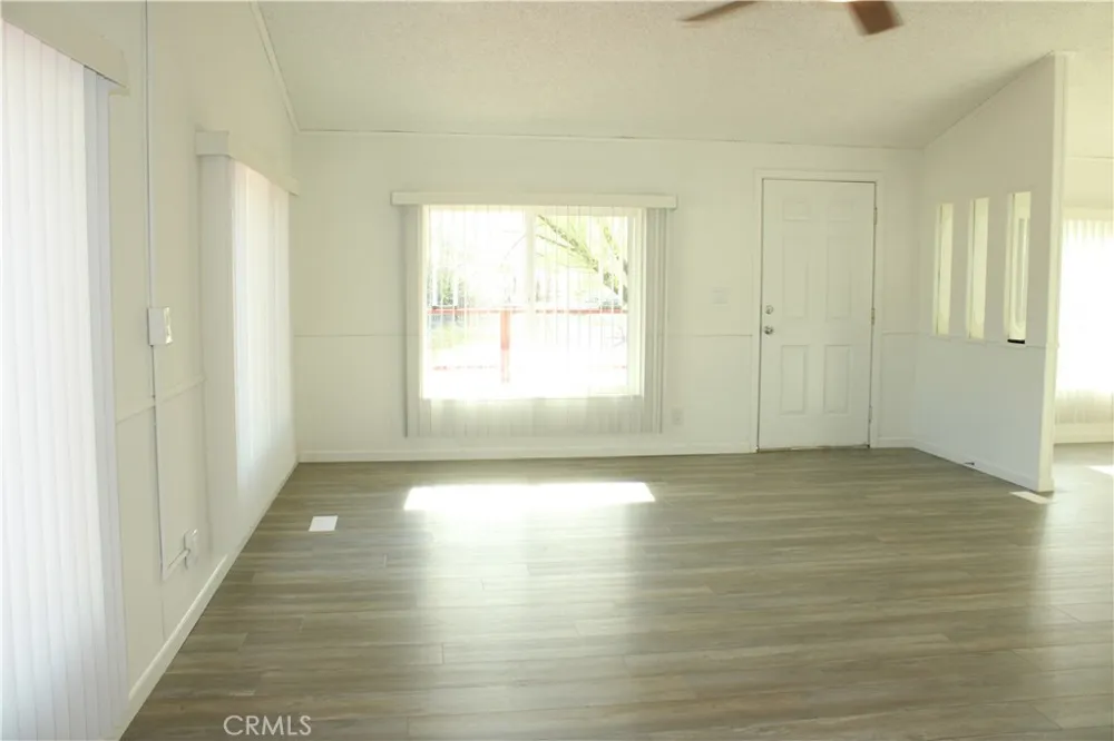 12980 Island Dr Clearlake Oaks, CA 95423