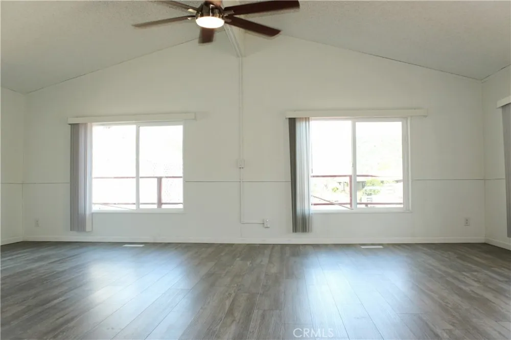 12980 Island Dr Clearlake Oaks, CA 95423
