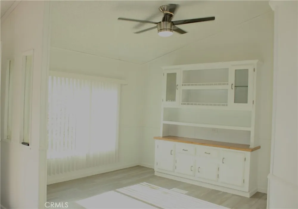 12980 Island Dr Clearlake Oaks, CA 95423