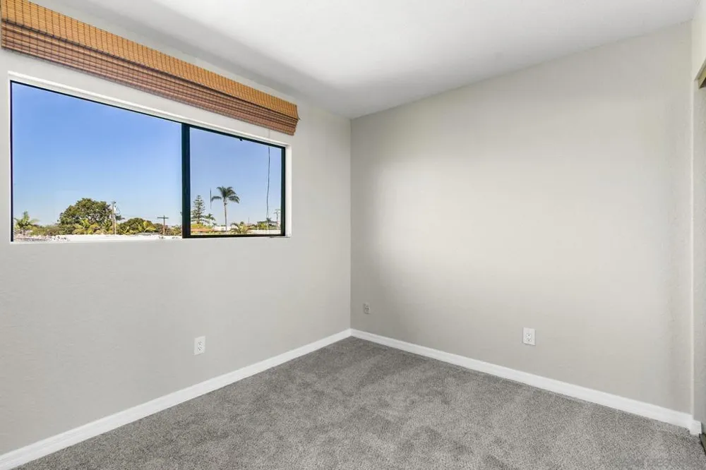 835 E Ave #B Coronado, CA 92118