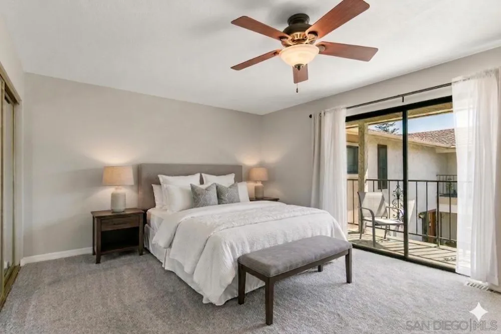 835 E Ave #B Coronado, CA 92118