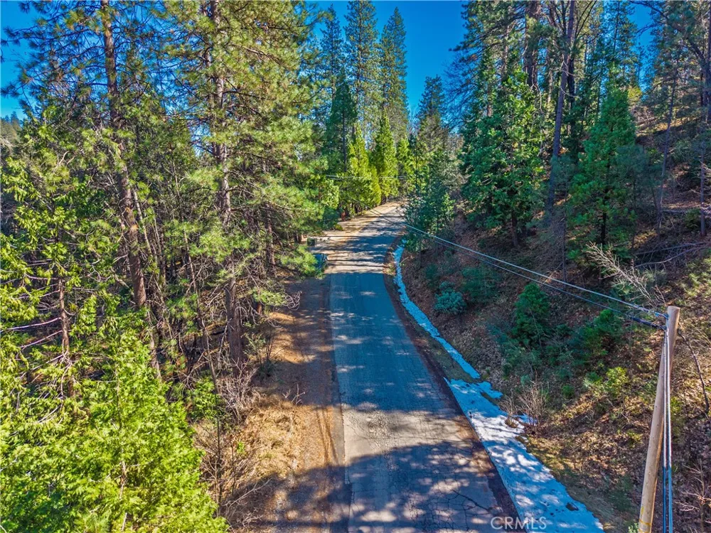 284 Canyon View Drive Arnold, CA 95233