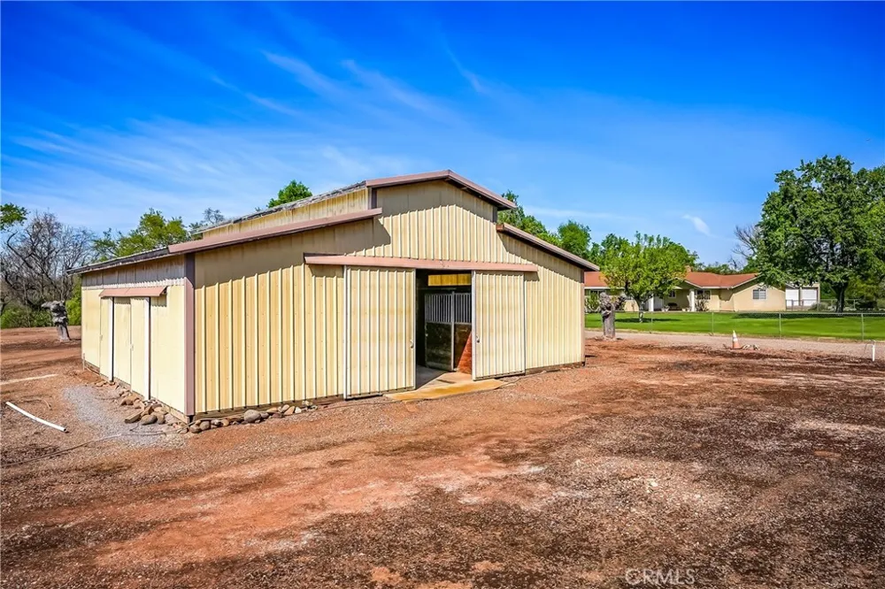 9999 Shelton Linden, CA 95236