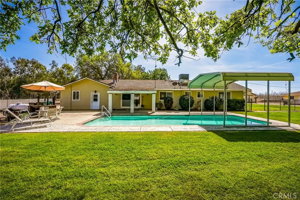9999 Shelton Linden, CA 95236