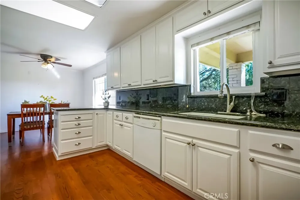 9999 Shelton Linden, CA 95236