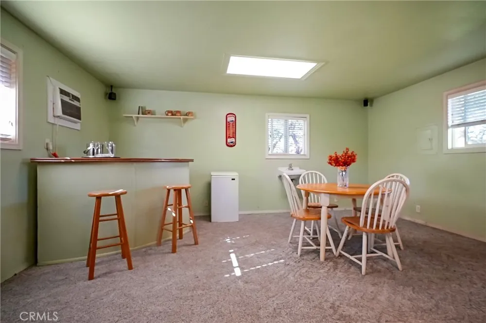9999 Shelton Linden, CA 95236