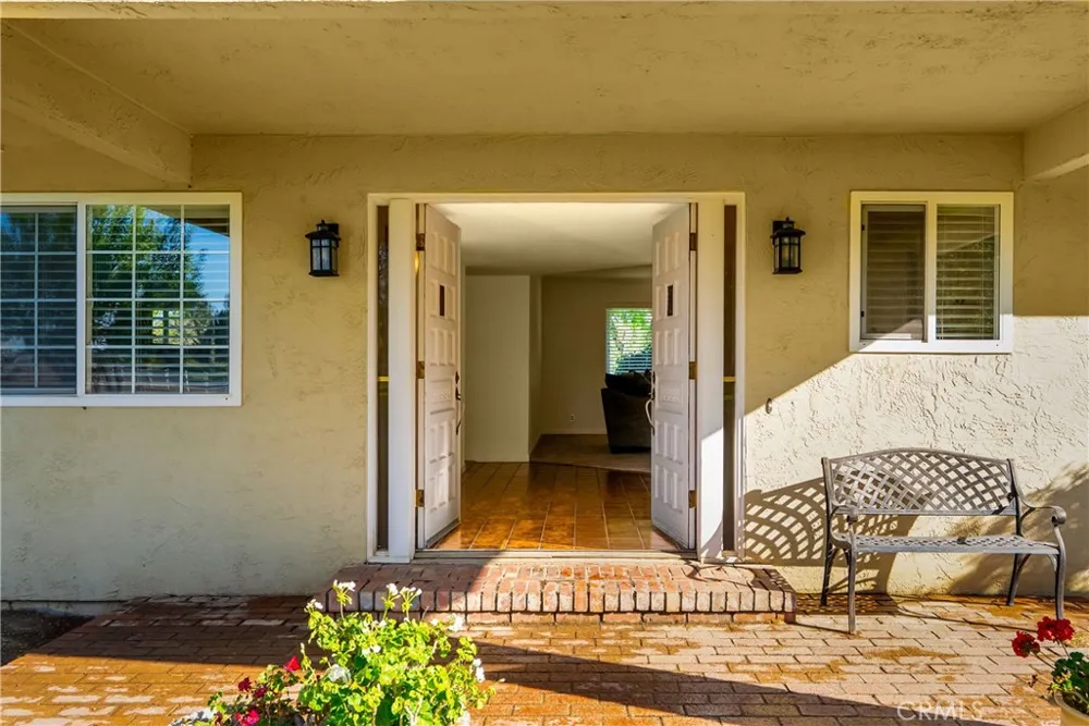9999 Shelton Linden, CA 95236