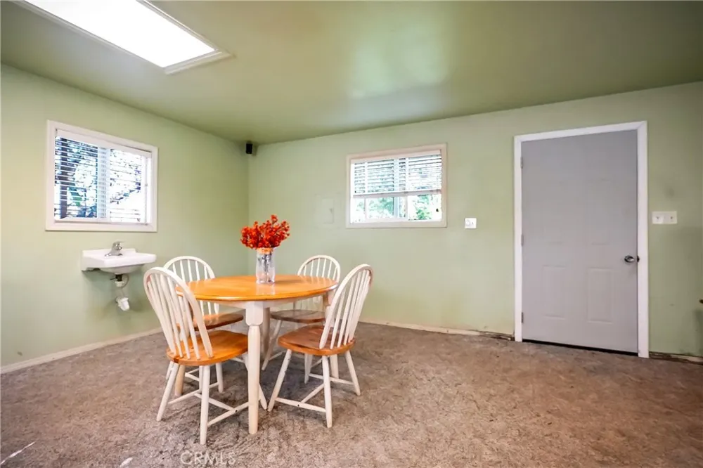 9999 Shelton Linden, CA 95236